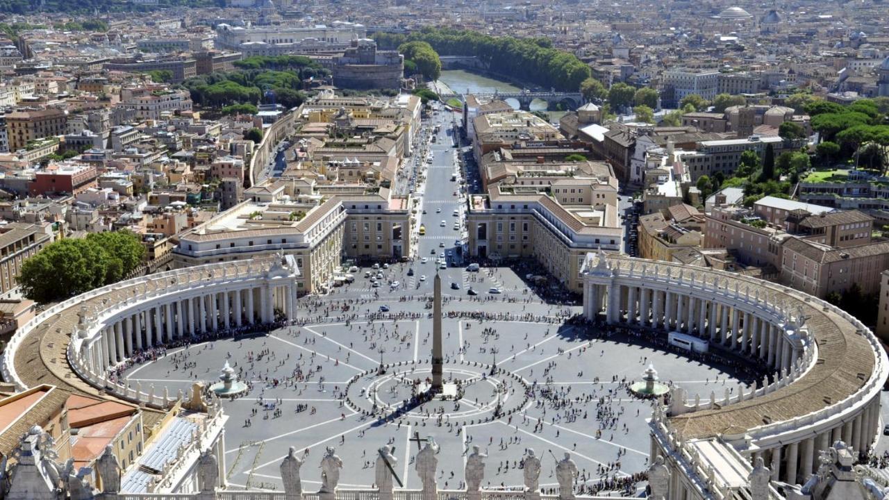 Luxury Stars In Rome - Andromeda Apartment In Colosseum Exterior photo